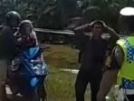 sebuah-video-pengendara-sepeda-motor-distop-polisi-ramai-diperbincangkan-di-media-sosial_20180724_090601.jpg