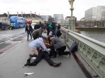 seranga-teroris-di-london-inggris_20170323_192855.jpg