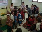 siswa-paud-di-kabupaten-kupang-antusias-ikut-sosialisasi-dari-yayasan-bbg.jpg