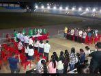 suasana-perayaan-ekaristi-di-stadion-oepoi-kupang.jpg