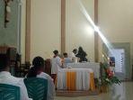 suasana-perayaan-misa-malam-natal.jpg