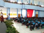 suasana-wisuda-sarjana-terapan-angkatan-x-dan-ahli-madya-angkatan-xxx-periode-2018_20181004_191231.jpg