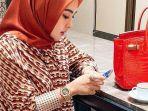 syahrini-berbagi-rahasia.jpg