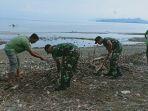 tni-gerakkan-warga-silawan-bersihkan-tempat-wisata.jpg