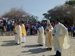 uskup-agung-kupang-mgr-petrus-turang-pr-dan-puluhan-imam_20161120_173746.jpg