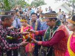 wagub-nae-soi-ini-janji-kami-selesaikan-jalan-provinsi-di-manggarai-timur.jpg