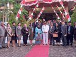 wakil-bupati-alor-imran-duru-spd-mpd-saat-berfoto-bersama-forkopimda.jpg