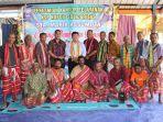wakil-bupati-wabup-kupang-jerry-manafe-berfoto-bersama-kadis-koperasi-dan-ukm.jpg