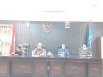 wakil-wali-kota-kupang-herma-man-didampingi-para-asisten.jpg