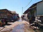 wuring-genangan-air-laut-masuk-pemukiman-warga-kampung-wurin.jpg