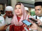 yenni-wahid-mengatakan-bendera-nu-tidak-boleh-dikibarkan-di-kampanye-01-atau-02.jpg