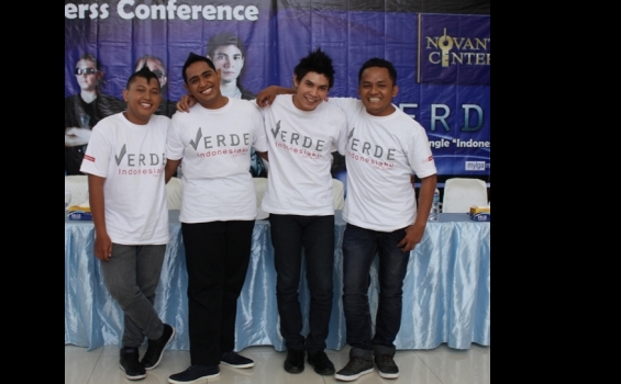Verde Band, Kuliah Sambil Berdagang - Verde_Band3.jpg