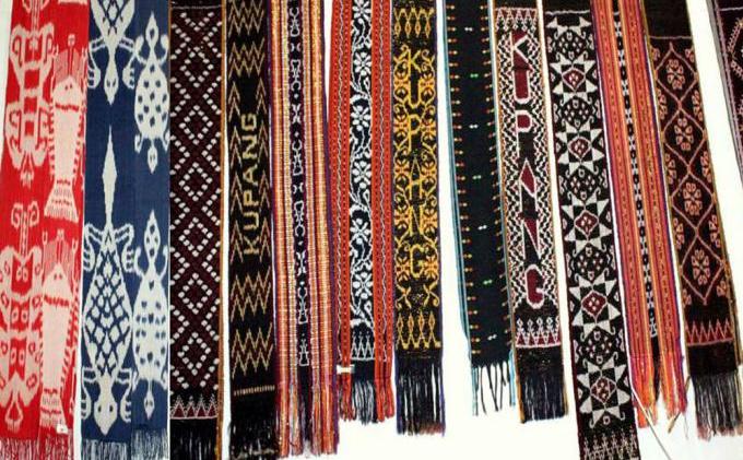 Fashion Timur-Barat di Rumah Kebaya dan Tenun Ikat - rumah_kebaya_dan_tenun_ikat21.jpg