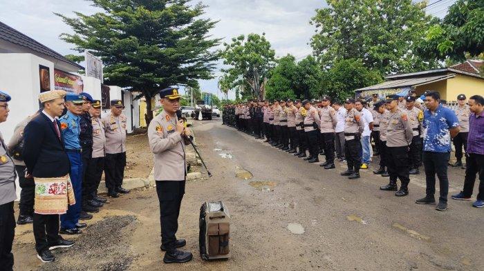 Polres Lampung Utara Polda Lampung Amankan Rapat Pleno Rekapitulasi Hasil Pilkada di KPU