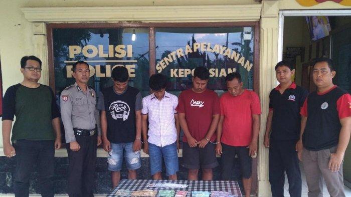 Asyik Bermain Judi, 4 Warga Tri Tunggal Jaya Ditangkap Polsek Banjar Agung