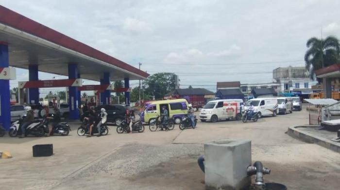 Sering Tak Kebagian BBM Subsidi, Masyarakat Minta SPBU Lampung Tengah Tambah Stok