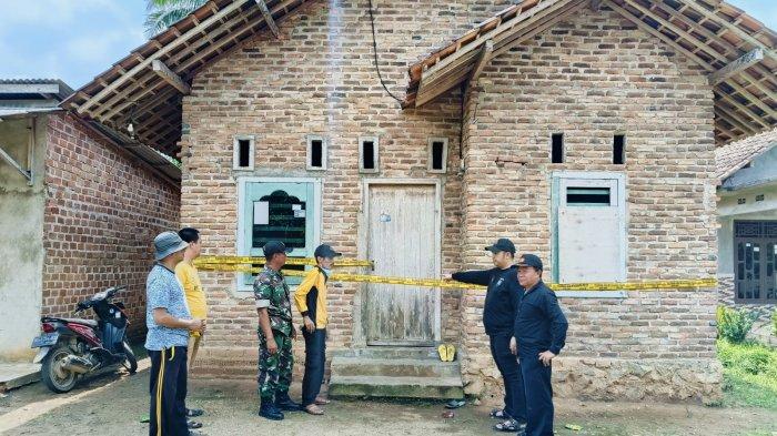 Pakaian Terdapat Bercak Darah Jadi Indikasi Polisi Ciduk ODGJ yang Diduga Bunuh Nenek di Lamteng
