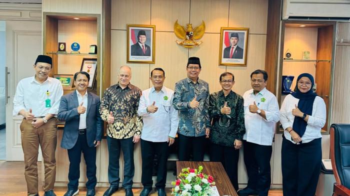 BAHAS KERJASAMA - Rektor UIN RIL 123