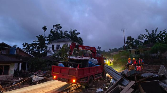 DISTRIBUSI MATERIAL - Petugas PLN1