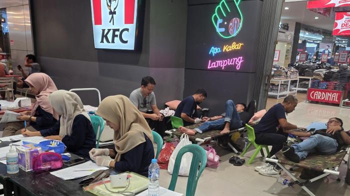 DONOR DARAH: Indonesia Marketing Association (IMA) Chapter Bandar Lampung bekerjasama dengan Asia Council for Small Business (ACSB) Lampung menyelenggarakan kegiatan Donor Darah bertajuk “Berani Donor, Berani Peduli”.