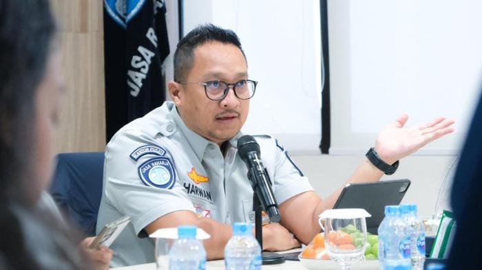 KUNKER - Direktur Kepatuhan dan Manajemen 1