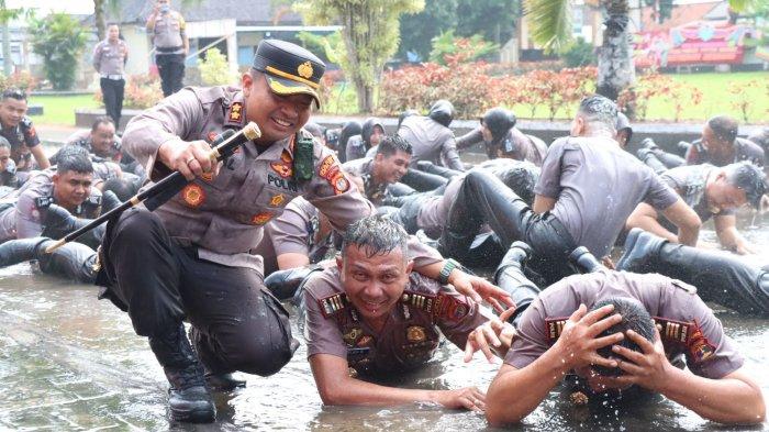 50 Personel Polres Lampung Timur Polda Lampung Naik Pangkat
