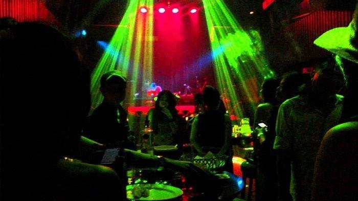 Beasiswa Mahasiswi yang Viral Dugem di Klub Malam Dicabut, Penerima KIP-K