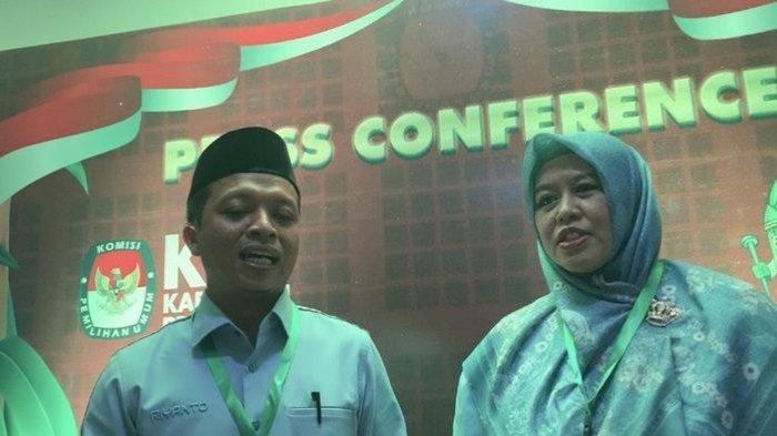 Hasil Real Count Pilkada Pringsewu 2024 di Pilkada2024, Riyanto-Umi Unggul