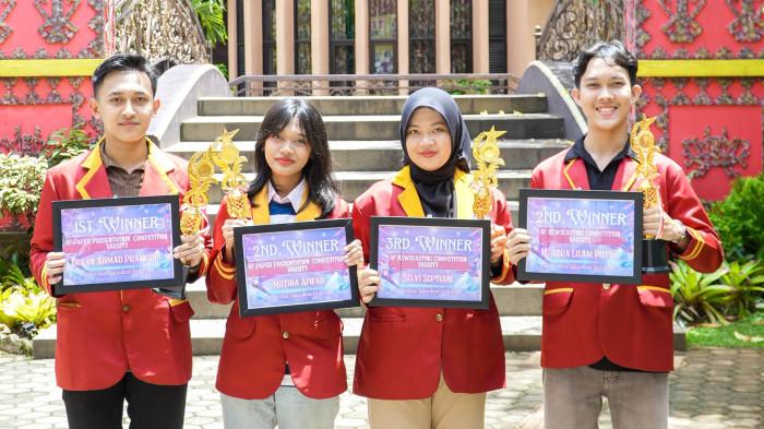 TOREHKAN PRESTASI - UKM TEC421