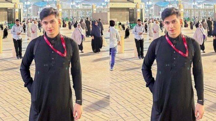 Berangkat Umrah Bareng, Teuku Ryan Pamer Foto Sendiri Tanpa Ria Ricis