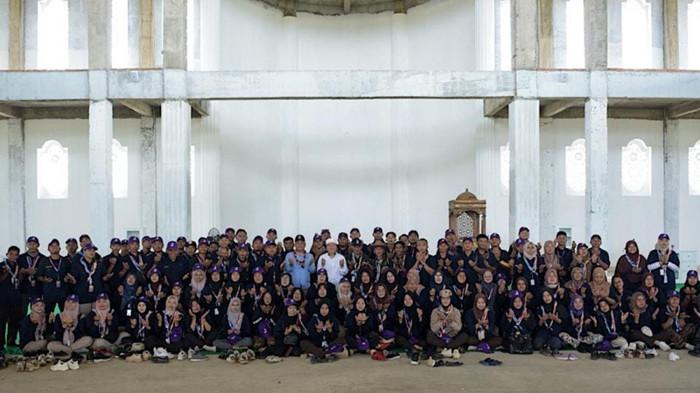 Wisata Religi ke Masjid Al Hijrah Kota Baru, Nasrullah Yusuf Ajak Masyarakat Ikut Memakmurkan