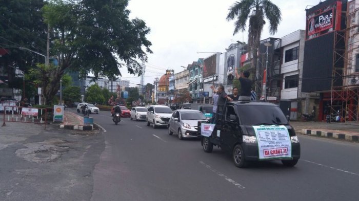 Permenhub 108 Dinilai Kebiri Sopir Taksi Online