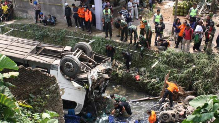 Hah, Tiga Warga dari Pringsewu Ikut Tewas di Laka Bus Terjun ke Jurang!