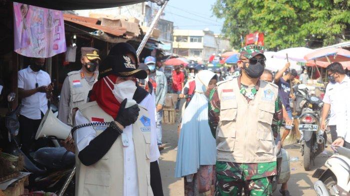Sosialisasi PPKM Mikro, Romas Herlandes dan Walikota Sidak Prokes ke Pasar Tradisional