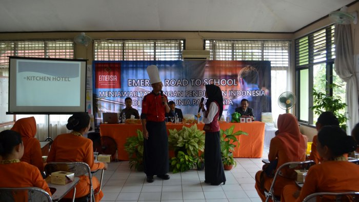 Pungutan untuk Beli Pot Bunga di SMKN 3