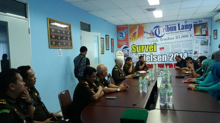 (FOTO) Rombongan Kejati Lampung Kunjungi Tribun