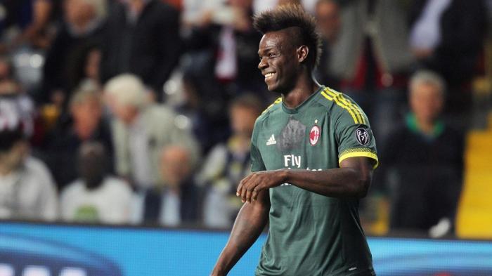 Balotelli Dianggap Tak Pantas Berada di AC Milan