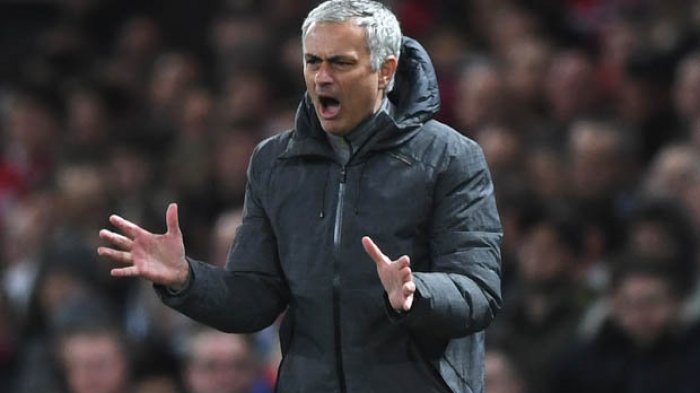 MU Vs Man City - Beban Mourinho Persempit Gap Delapan Poin