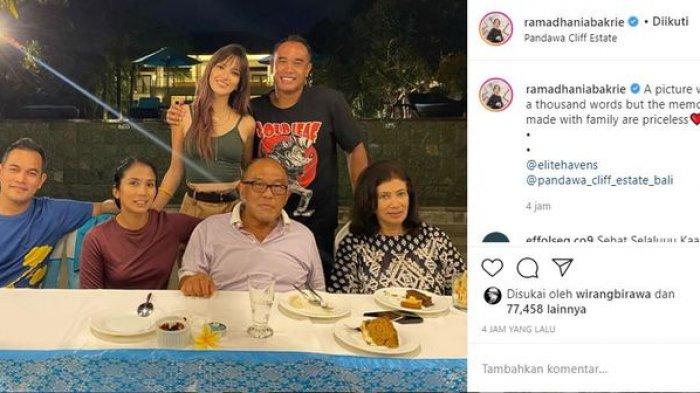 Nia Ramadhani Pakai Tank Top saat Makan Bareng Mertua, Netizen Heboh Perang Komentar