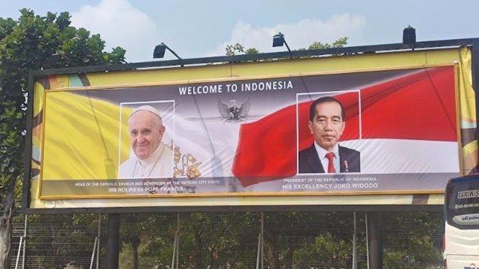 selamat-datang-Paus-Fransiskus-di-Indonesia.jpg