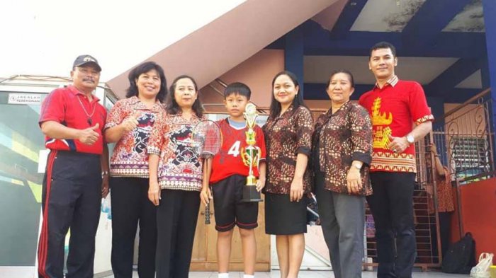 SD Immanuel Torehkan Prestasi Bulu Tangkis Tingkat Kota Bandar Lampung
