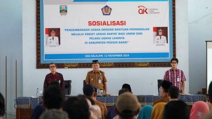 Berdayakan UMKM Pemkab Pesibar Sosialisasikan Pengembangan Usaha Dengan Permodalan Melalui KUR