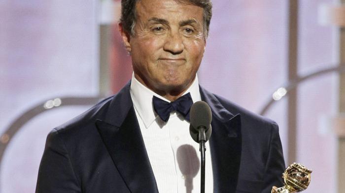 Sylvester Stallone Menangi Penghargaan Golden Globe Pertamanya