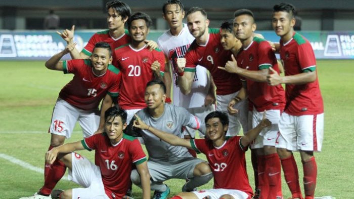 LIVE STREAMING Babak I Indonesia Selection Vs Islandia 0-1, Gagalkan Penalti Rivky tetap Kebobolan