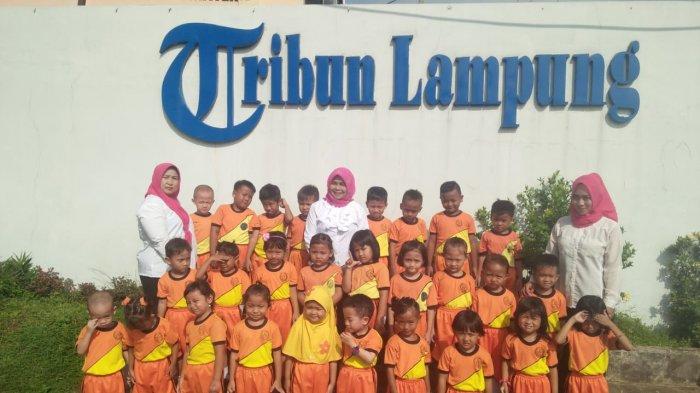 TK Cahaya Bintang Way Halim Kunjungi Kantor Tribun Lampung
