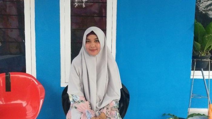 Wanita Muda Siap Dinikahi Orang yang Beli Rumahnya, Komentar yang Bermunculan