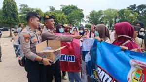 Aksi-damai-di-Pemkab-Tulangbawang-dok.jpg
