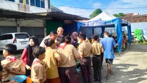 BAGIKAN-MAKANAN-200-porsi-makan-gratis-polresta1.jpg