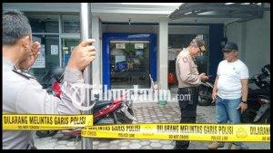 BRI-di-Lumajang-Disatroni-Perampok-Berparang-Gasak-Uang-Rp-240-Juta.jpg