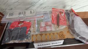 Barang-bukti-dugaan-pemerasan.jpg
